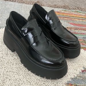 Steve Madden Chunky black loafers size 7.5